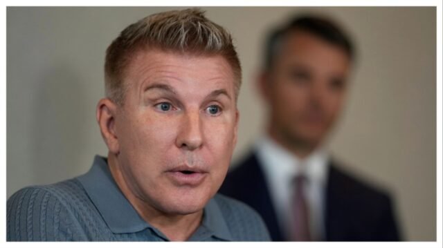 Todd Chrisley apunta a las 'injusticias' de la prisión después de que Trump perdón 
