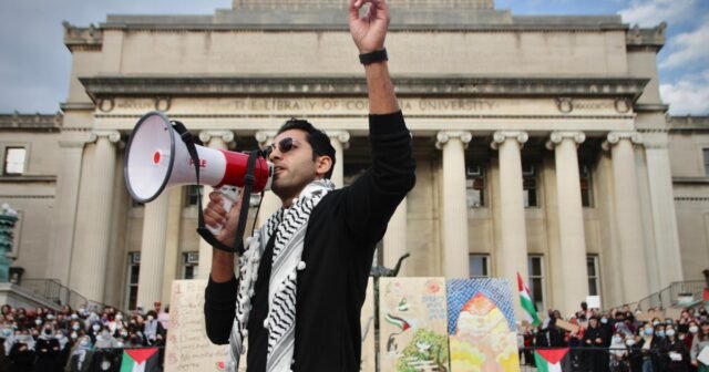 Tribunal de apelaciones que considere si los estudiantes detenidos de Tufts, Columbia, deben ser trasladados
