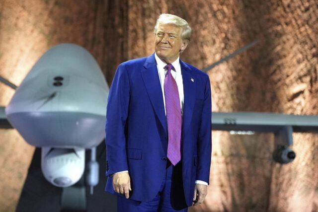Trump dice que nos acerca el acuerdo para evitar que Irán gane armas nucleares
