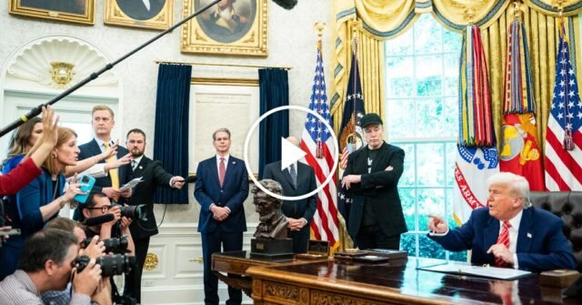 Trump elogia a Elon Musk en Oval Office Adiós
