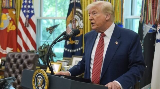 Trump firma el programa de autodesportación de la orden ejecutiva
