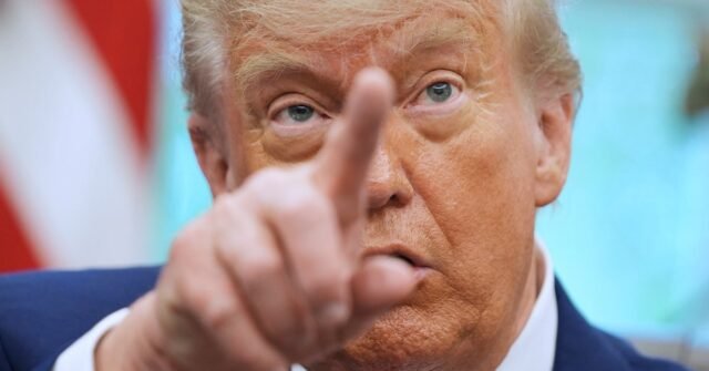 Trump va después de que Walmart cita sus políticas para los caminatas de precios: 'Deja de intentar culpar a los aranceles'
