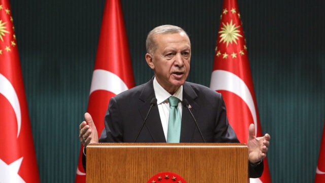 Türkiye feliz de continuar mediando el conflicto de Ucrania - Erdogan - RT World News
