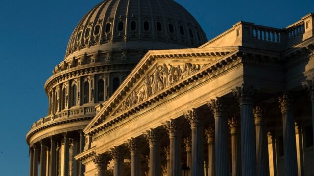 Actualizaciones en vivo: el Senado programado para votar sobre el 'gran y hermoso proyecto de ley' de Trump el sábado

