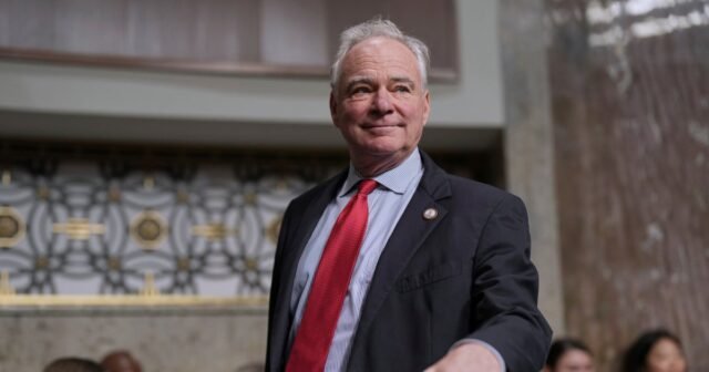 Al menos 75 orgs instan a los senadores a apoyar la resolución de los poderes de guerra de Irán
