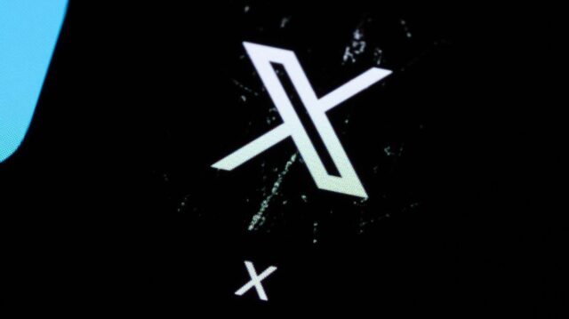 Almizcle que prohíbe hashtags en X anuncios
