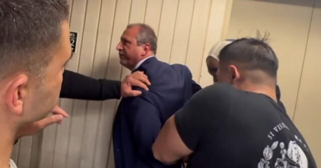 Brad Lander, Contralor de Nueva York y candidato a la alcaldía, arrestado por agentes de hielo
