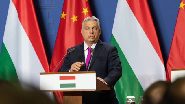 'Bruselas secuestró nuestro futuro' - Orban - RT World News
