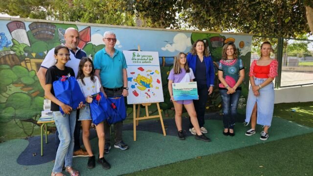 CEIP SAN BARTOLOMÉ ESTUDIANTE Gana el concurso de arte ambiental
