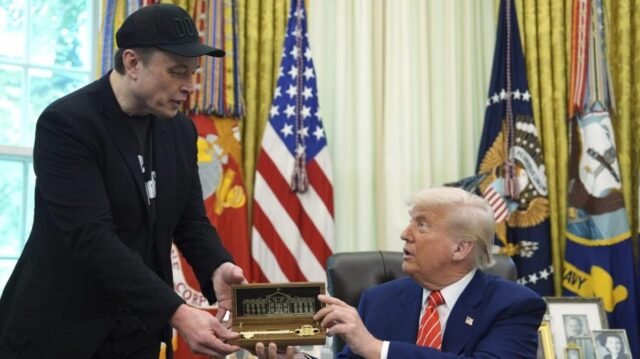 Casa Blanca: Musk tiene "el derecho de hablar por sus empresas"
