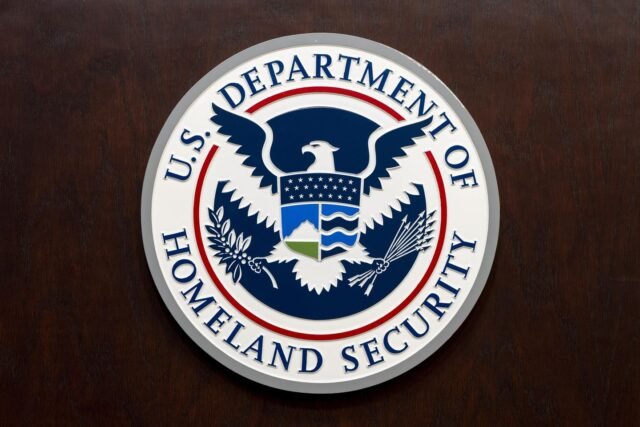 DHS advierte que los jammers chinos de contrabando representan una amenaza creciente
