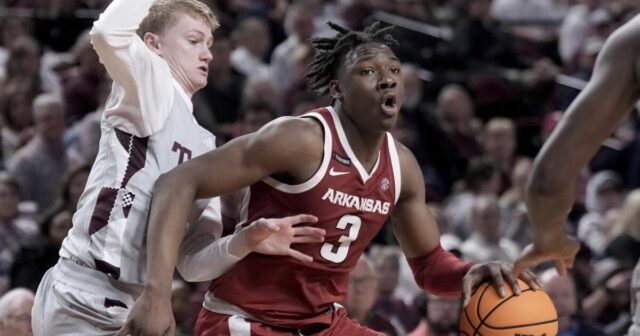 Draft de la NBA 2025: Los Lakers se negocian para adquirir Adou Thiero en el No. 36
