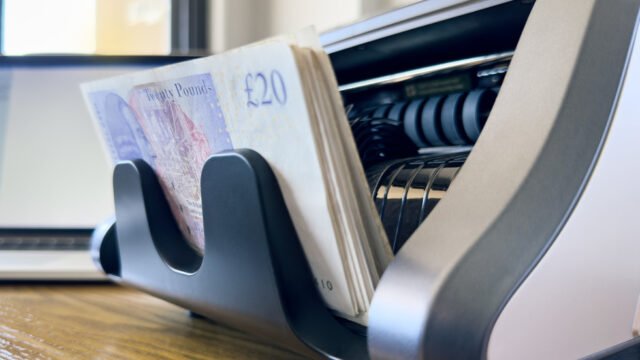 El gobierno del Reino Unido gasta más de $ 700k en el cambio de imagen de sitios web menores - RT World News
