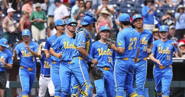 El juego de UCLA versus LSU CWS suspendido hasta el martes debido a tormentas
