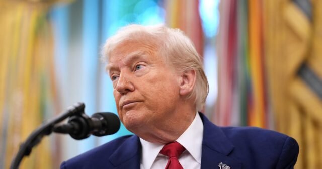 El proyecto de ley de presupuesto de Trump aumentaría el déficit en $ 2.4 billones con 10.9 millones más sin seguro para 2034, dice CBO
