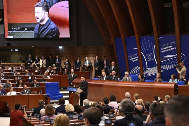 Fuera de la vista pero aún en guerra: la guerra de Ucrania marginada a medida que los desarrollos de Medio Oriente toman el escenario central
