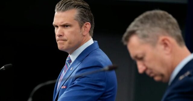 Hegseth defiende el éxito de los ataques estadounidenses en los sitios nucleares de Irán en medio de dudas sobre el impacto
