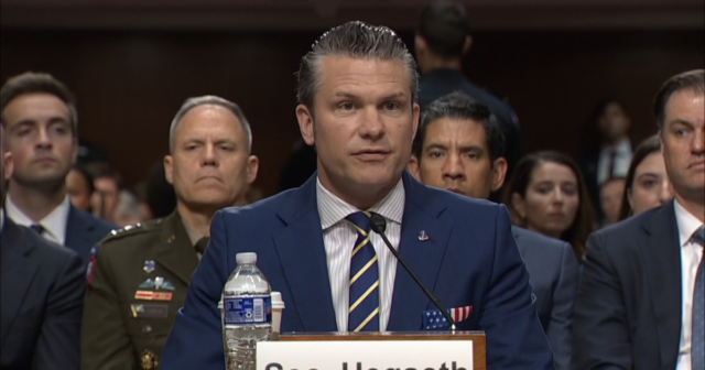 Hegseth le dice al panel del Senado que le está dando a Trump "opciones" en medio de la intensificación del conflicto de Irán-Israel
