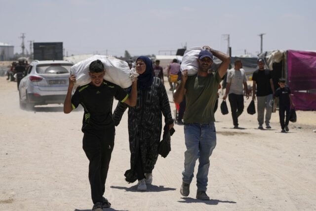 Huckabee culpa a las 'noticias falsas' sobre la violencia antisemita de Gaza en EE. UU.
