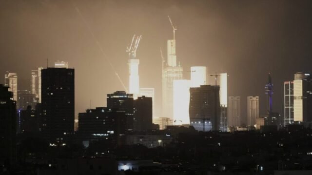 Irán, Israel Intercambio misiles, huelga de aviones no tripulados en la última escalada
