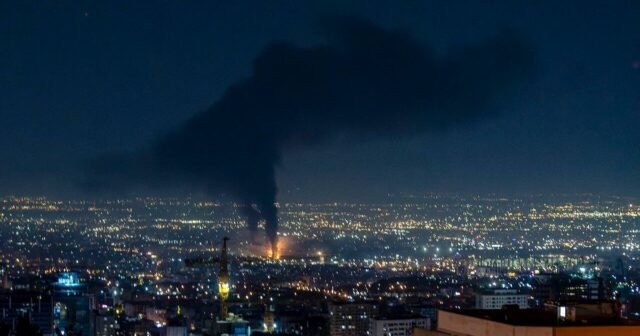 Israel expande los ataques contra Irán mientras Teherán responde con más ataques de misiles
