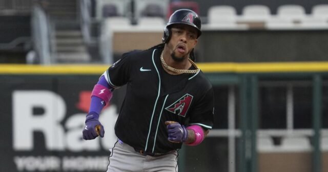 Ketel Marte llorando después de haber sido molesto por la madre difunta
