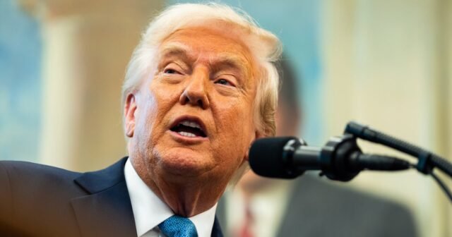 Lawrence O'Donnell predice la próxima gran pérdida de "estúpido" de Trump

