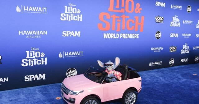 'Lilo & stitch' navegue al número 1 nuevamente; John Wick spin -off 'Ballerina' baila al segundo lugar
