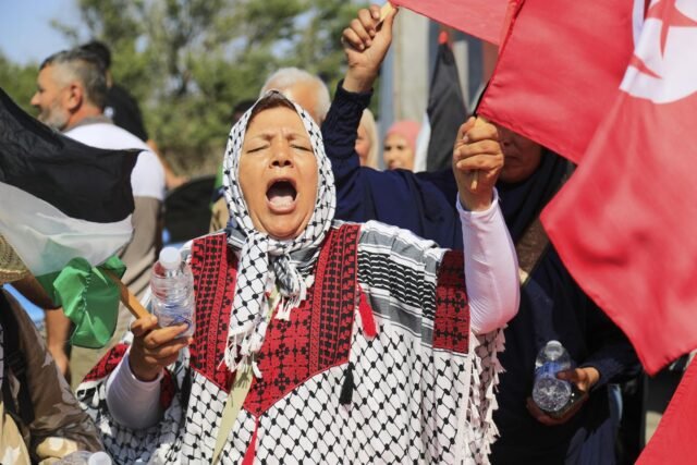 Los activistas se detuvieron en Libia y Egipto antes de la marcha planificada en Gaza
