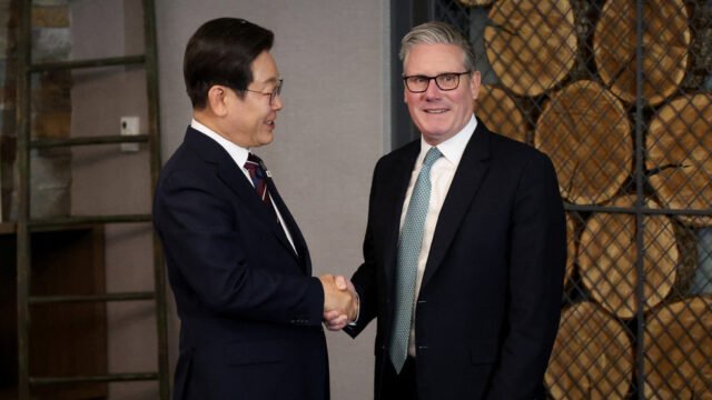 Los errores de Starmer de Gran Bretaña se equivocan en el intérprete de Corea del Sur para presidente (Video) - RT World News
