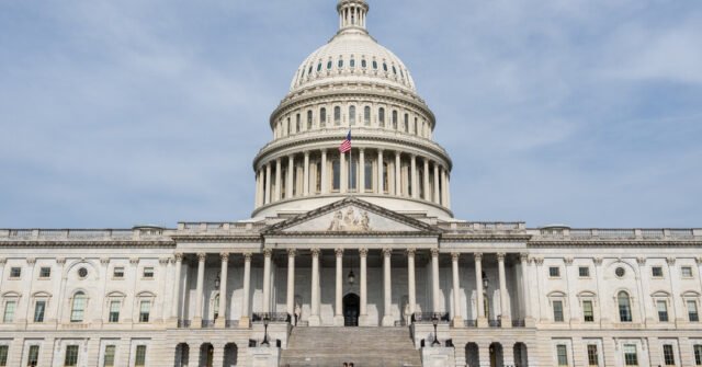 Los republicanos del Senado quieren recortar algunos de los recortes de impuestos de Trump en el proyecto de ley de política interna
