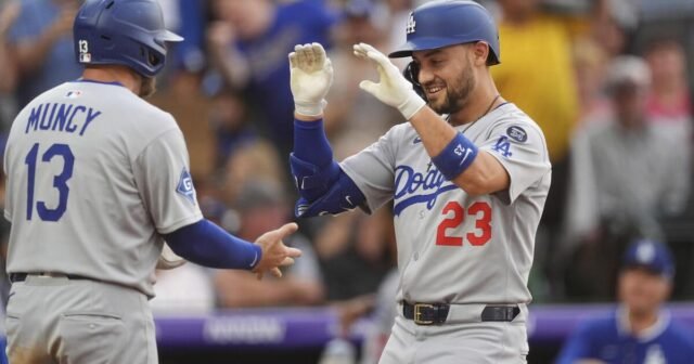 Michael Conforto muestra signos de vida en la victoria de los Dodgers sobre las Montañas Rocosas
