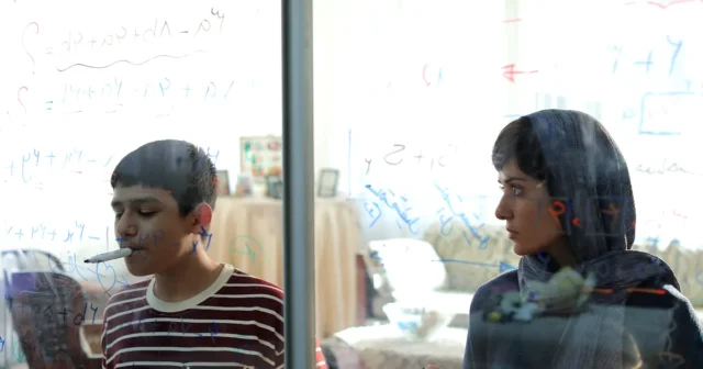 Mujer e hijos-Revisión de primer vistazo
