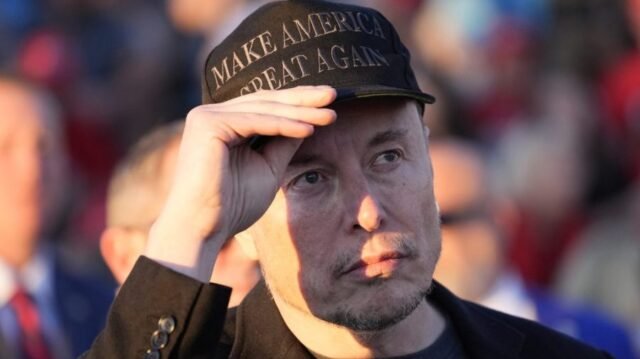 Musk predice que los aranceles de Trump causarán recesión en medio de una creciente disputa con el presidente
