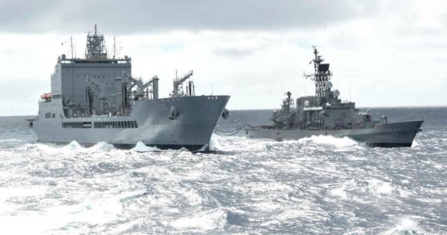 Navy listo para cambiar el nombre de USNS Harvey Milk, refleja nuevos nombres para otros barcos llamados por líderes de derechos civiles
