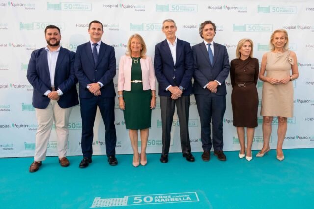 Quirónsalud Marbella marca 50 años de excelencia en la salud con homenaje al personal y la comunidad

