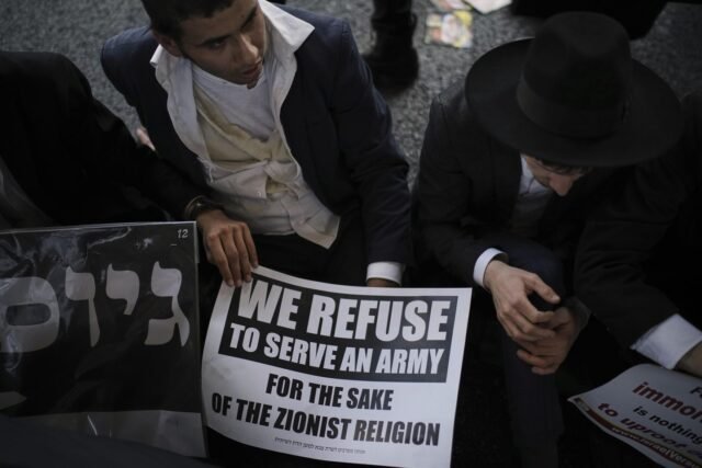 Servicio militar obligatorio para las pruebas ultraortodoxas de Israel en la regla de Netanyahu
