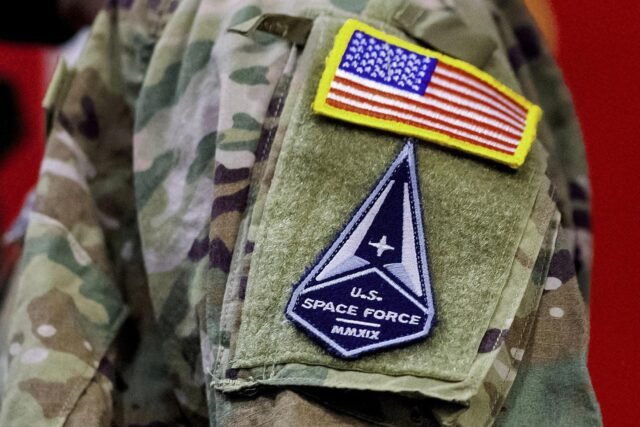 Space Force otorga un contrato de $ 1.2 mil millones a BAE por satélites de defensa antimisiles
