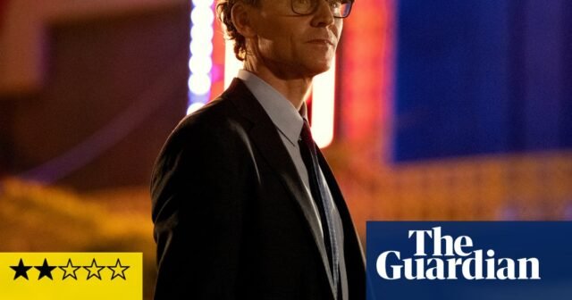 The Life of Chuck Review - Desventa Stephen King Schmaltz | Tom Hiddleston
