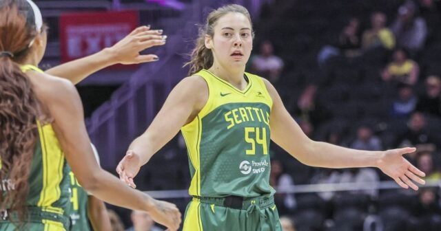 Tormenta llena el lugar abierto en la lista con Mackenzie Holmes | Computadora portátil
