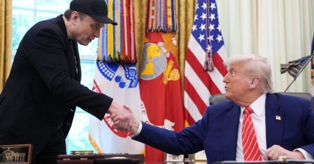 Trump dice que Musk "realmente no se va" a medida que los ahorros de Doge se retrasan detrás de las proyecciones
