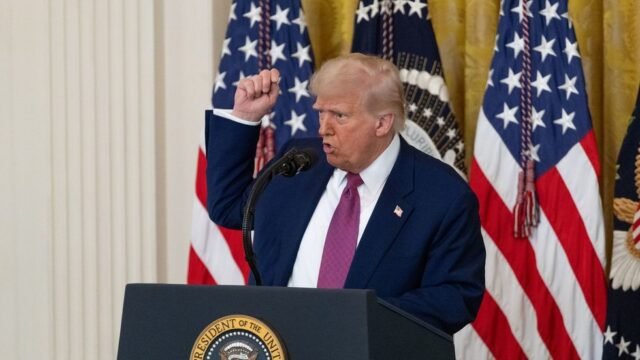 Trump exige "rendición incondicional" de Irán - RT World News
