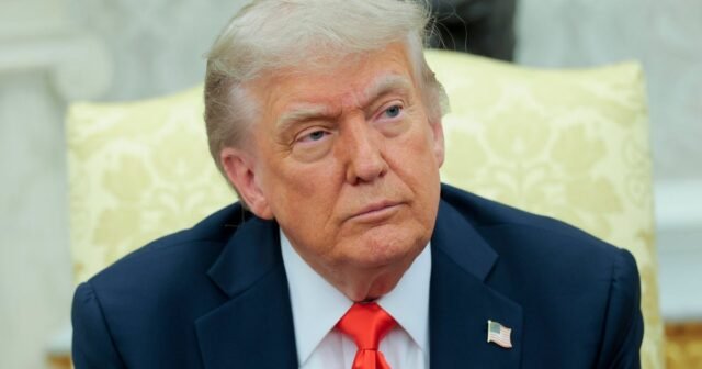 Trump insta a Irán a "hacer un trato, antes de que no quede nada" después de que israelí ataca a los sitios nucleares

