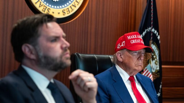 Trump no es "tonto" como los líderes estadounidenses anteriores, Vance, RT World News
