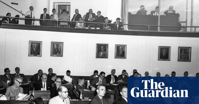 'Vivimos en un segundo susto rojo': ¿Qué podemos aprender de un libro escalofriante sobre el pasado de Florida? | Libros
