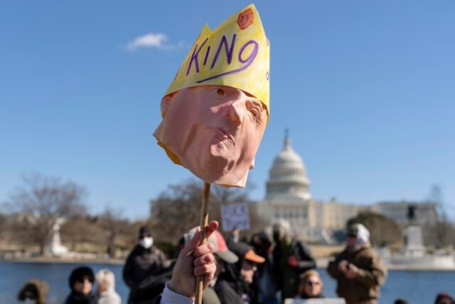 ¿Más protestas anti-Trump? La izquierda simplemente no puede evitarlo. 
