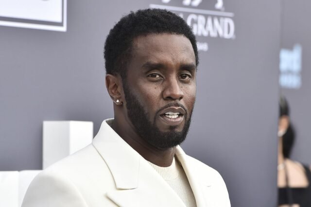 Sean 'Diddy' Combs recibe ovación de los reclusos después de la victoria de la corte, dice su abogado
