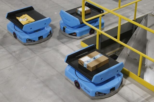 Amazon despliega un robot de un millonésimo en las instalaciones de Japón
