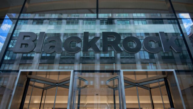 Blackrock Drops Ucrania Fund - Bloomberg - RT World News
