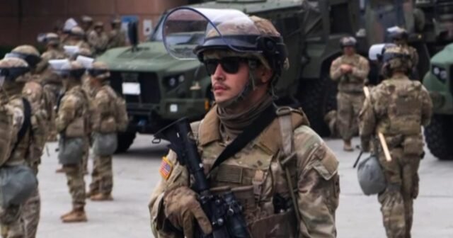 Cientos de fuerzas de la Guardia Nacional desplegadas en Los Ángeles por Trump podrían ser devueltos a California.
